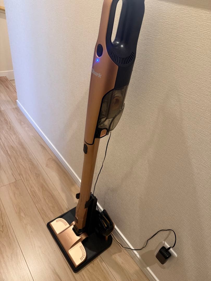 スティッククリーナー本体 ゴールド