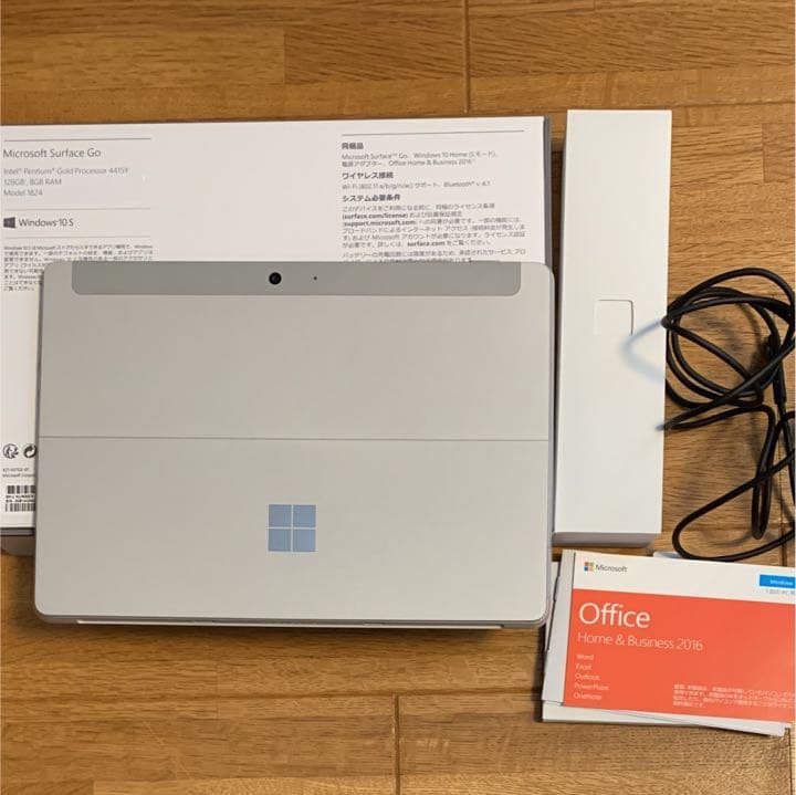 人気品！ マイクロソフト サーフェス GO ノートPC Windows 持ち運び