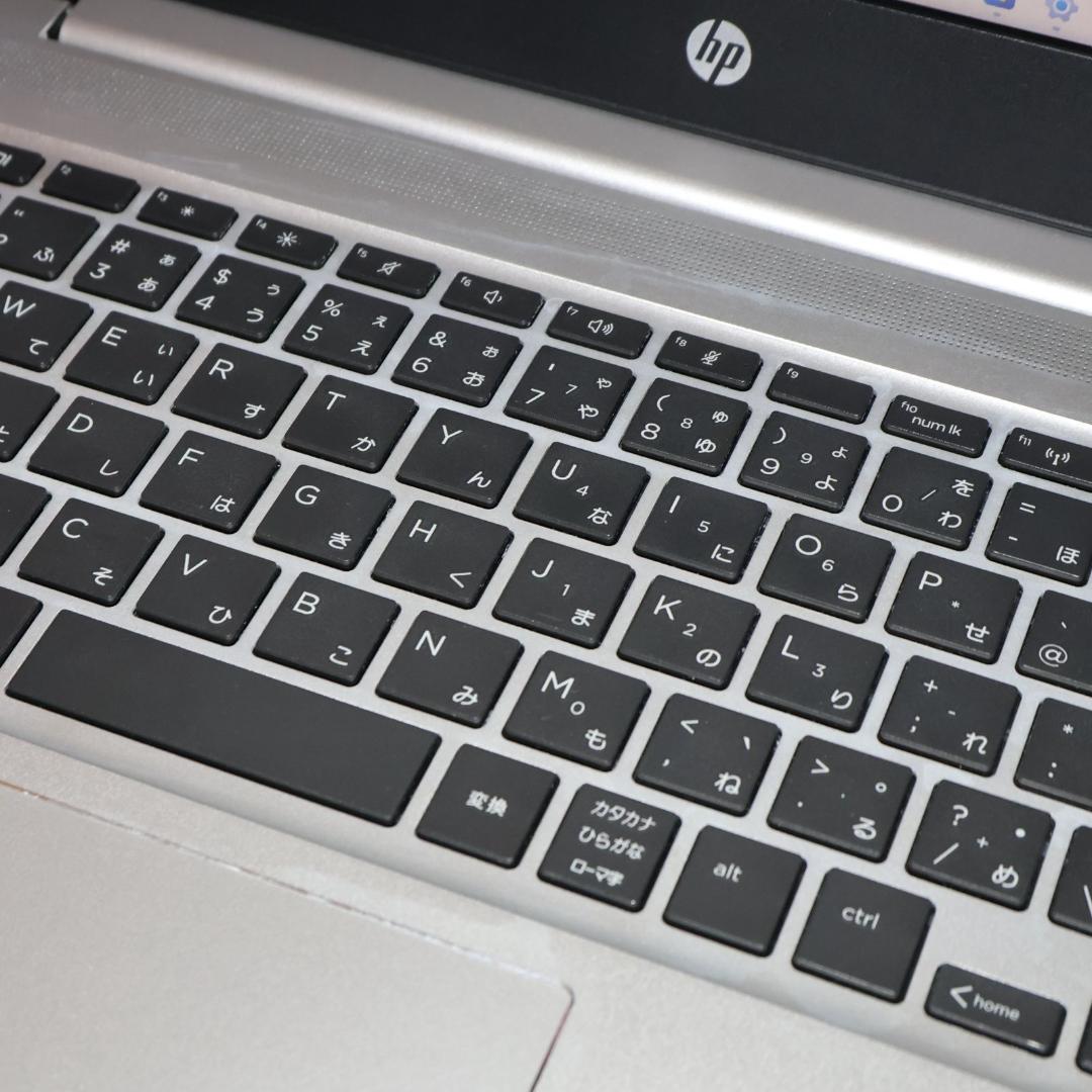 小型！Win11公式対応8世代i3/メ8G/高速SSD/無線/カメラ/TypeC