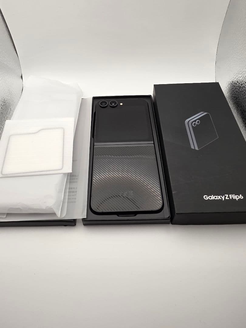 中古★Galaxy Z Flip6 SM-F741B ブラック 512GB