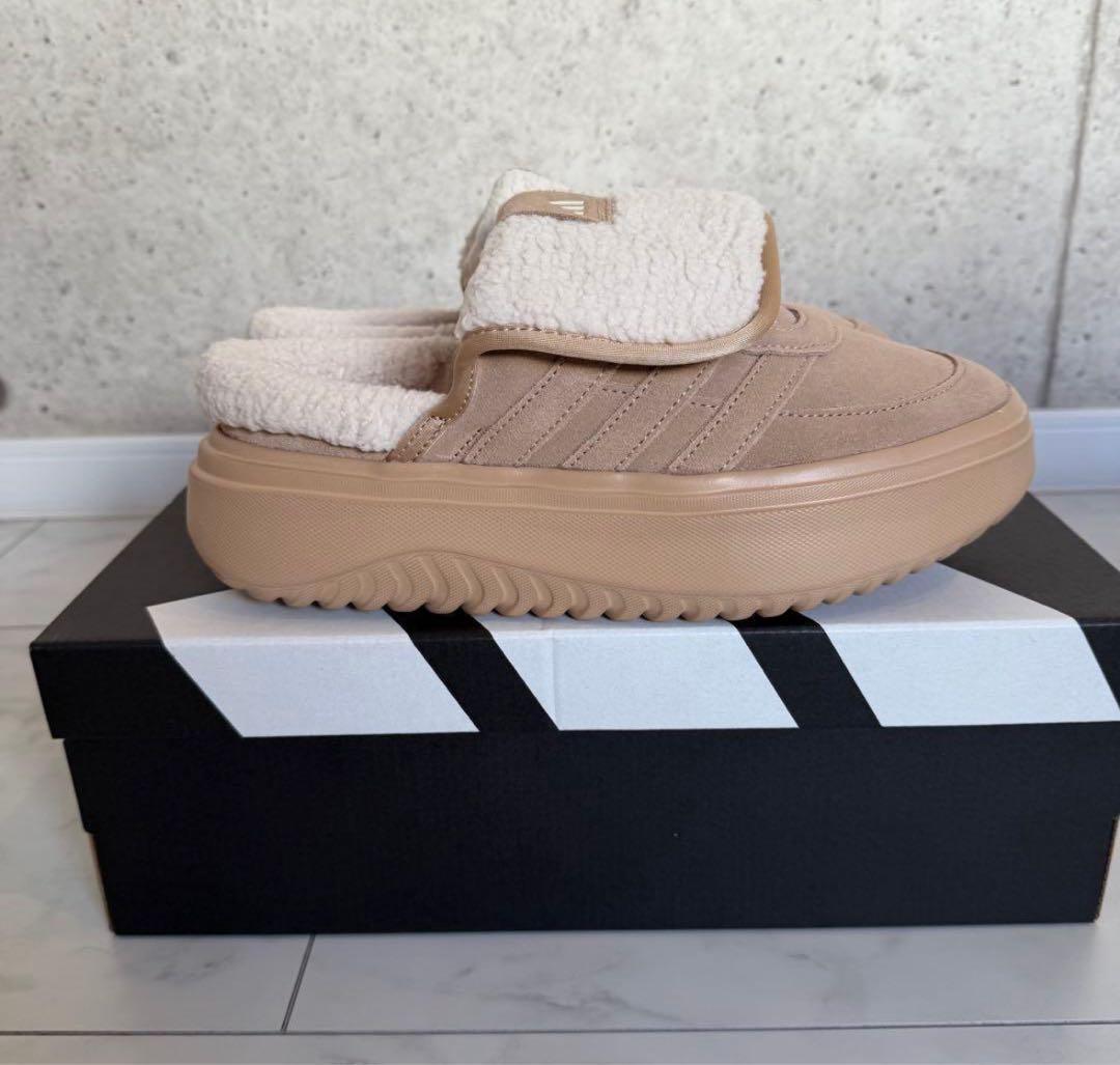 韓国限定✨激レア♡　adidas GRAND COURT MULE 23cm