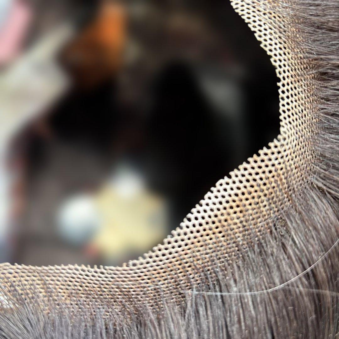 伝統的な黒い日本のかつら