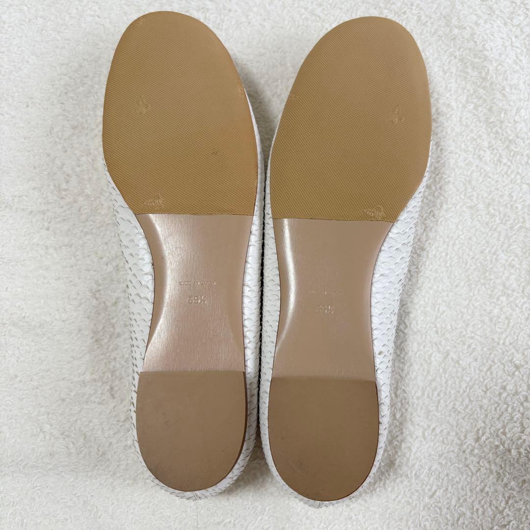 極美品 サイズ35H ピッピシック パイソンフラットパンプス ホワイト