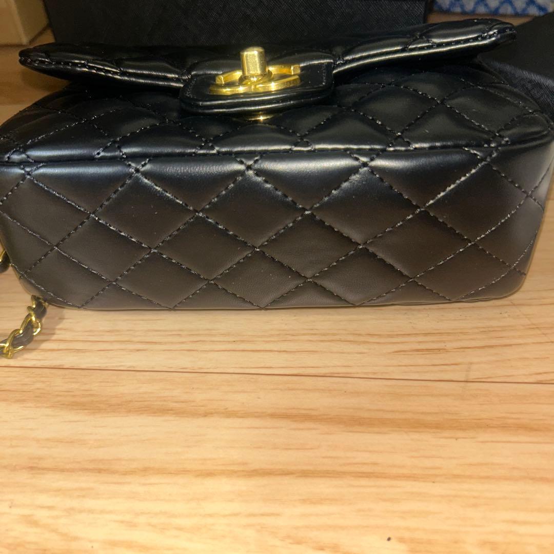 【早い物勝ち】終末価格ノベルティCHANELショルダーカバン