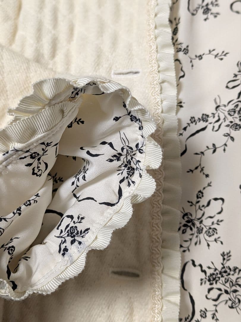 ★ピンクの猫★INGEBORG　インゲボルグ　キルティング　ジャケット