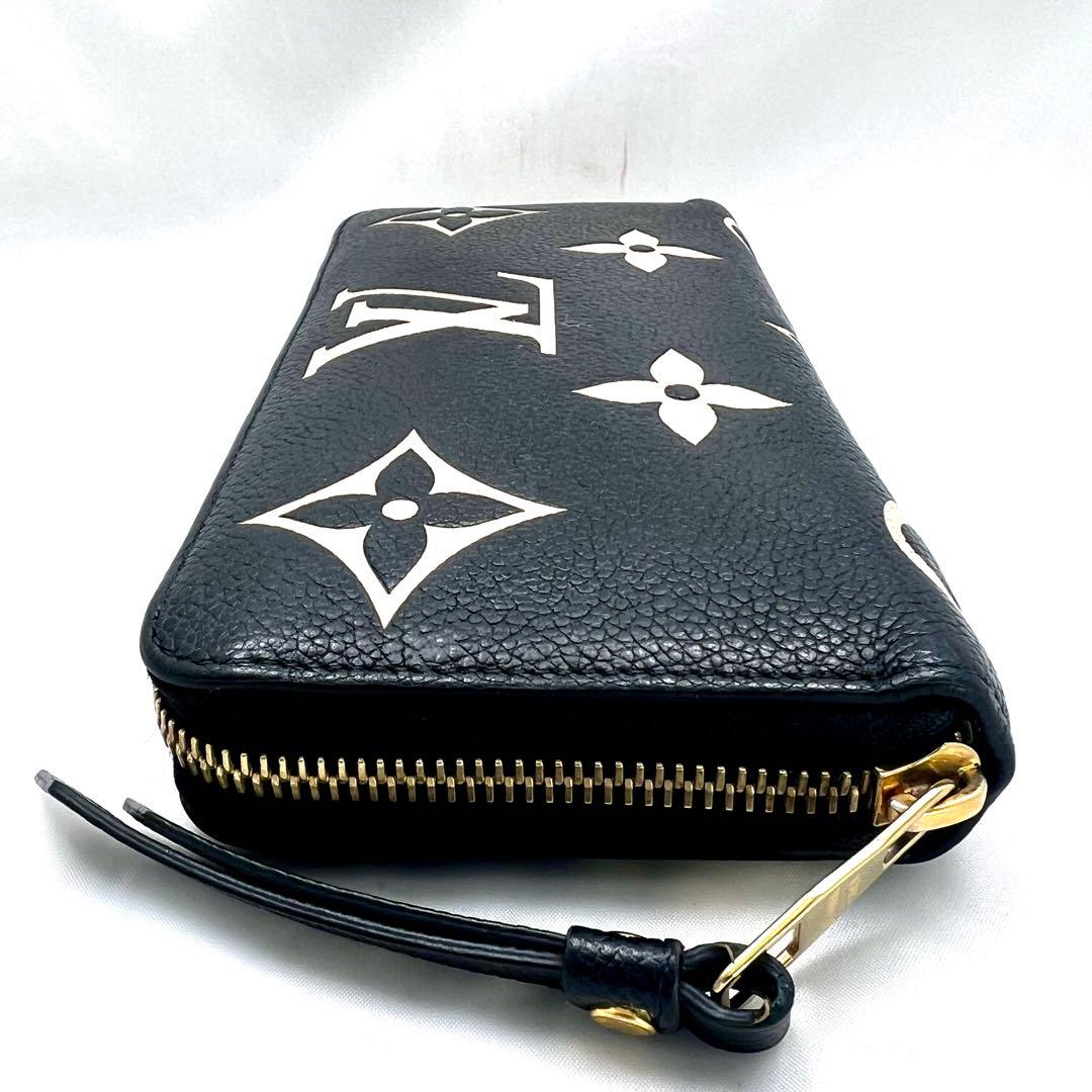 aya-s アンプラント バイカラー モノグラム ジッピーウォレット