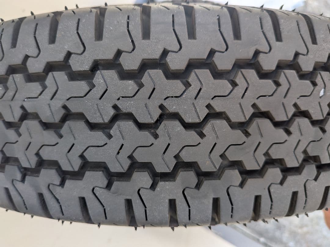 145/80R12 夏タイヤ　ヨコハマ　中古　軽バン