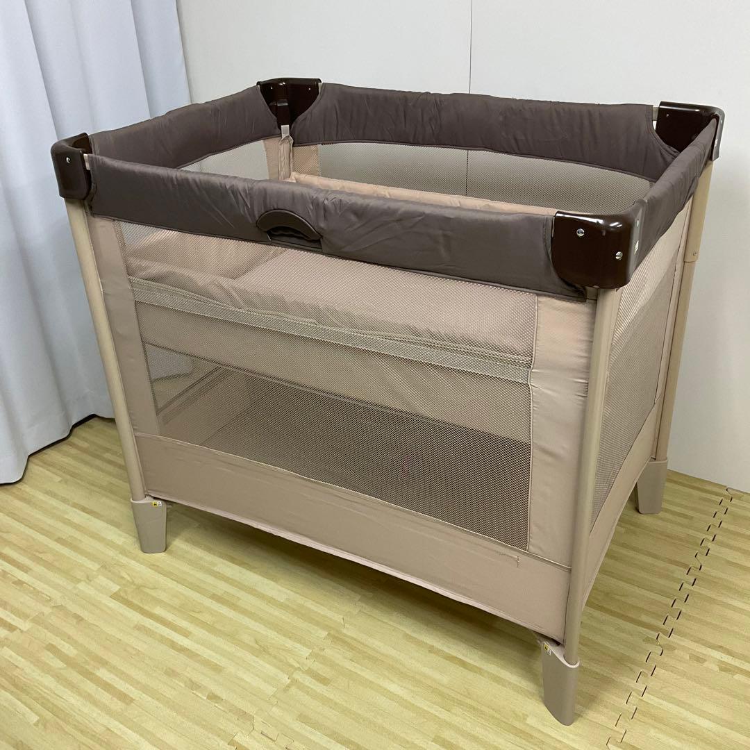 綺麗！アップリカ ベビーベッド ココネルエアー