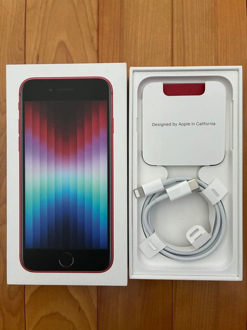 iPhoneSE第3世代　128GB レッドSIMフリー　ホワイトスポットあり