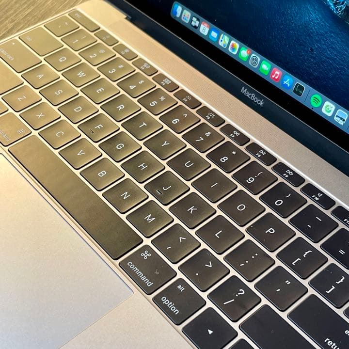 お得 MacBookPro 15” TouchBar & MacBook 12”