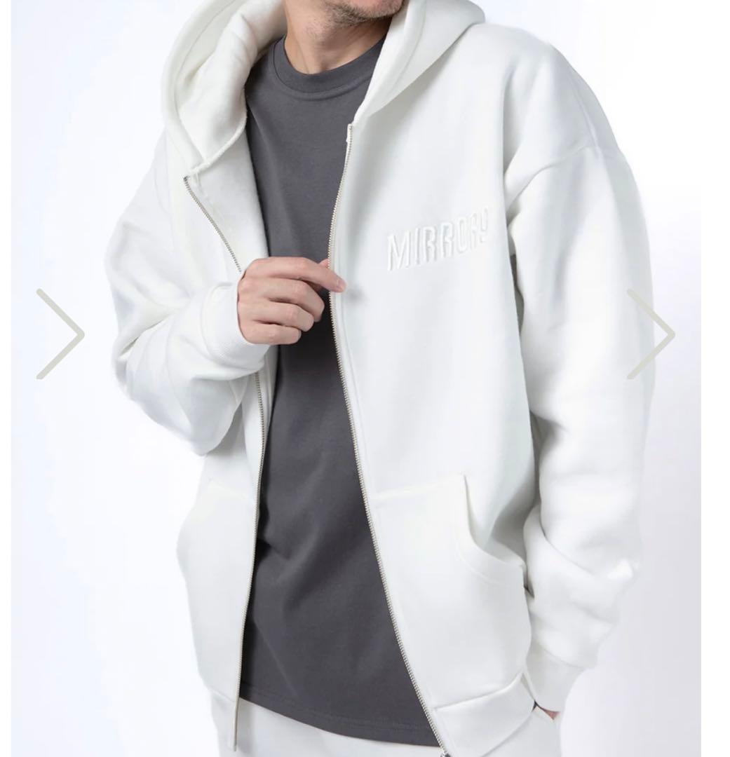 ♡ Embroidery zip hoodieミラーナイン