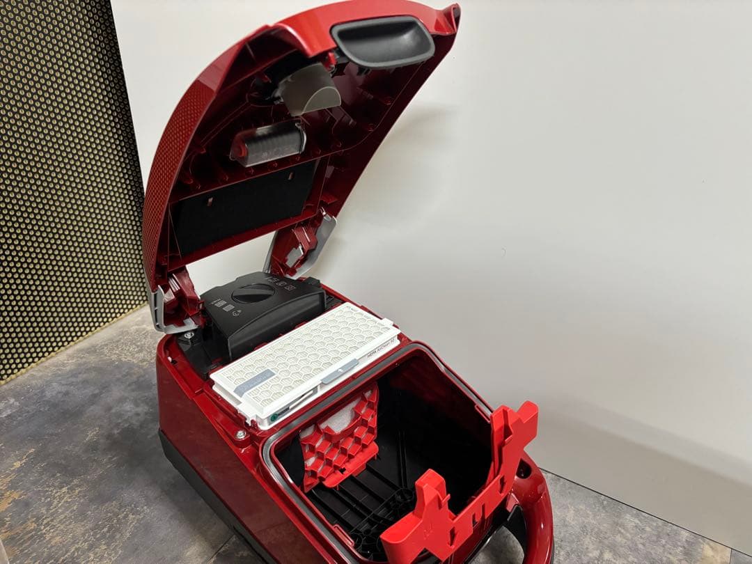 ミーレ 掃除機 オータムレッド CompactC2 SDCO4