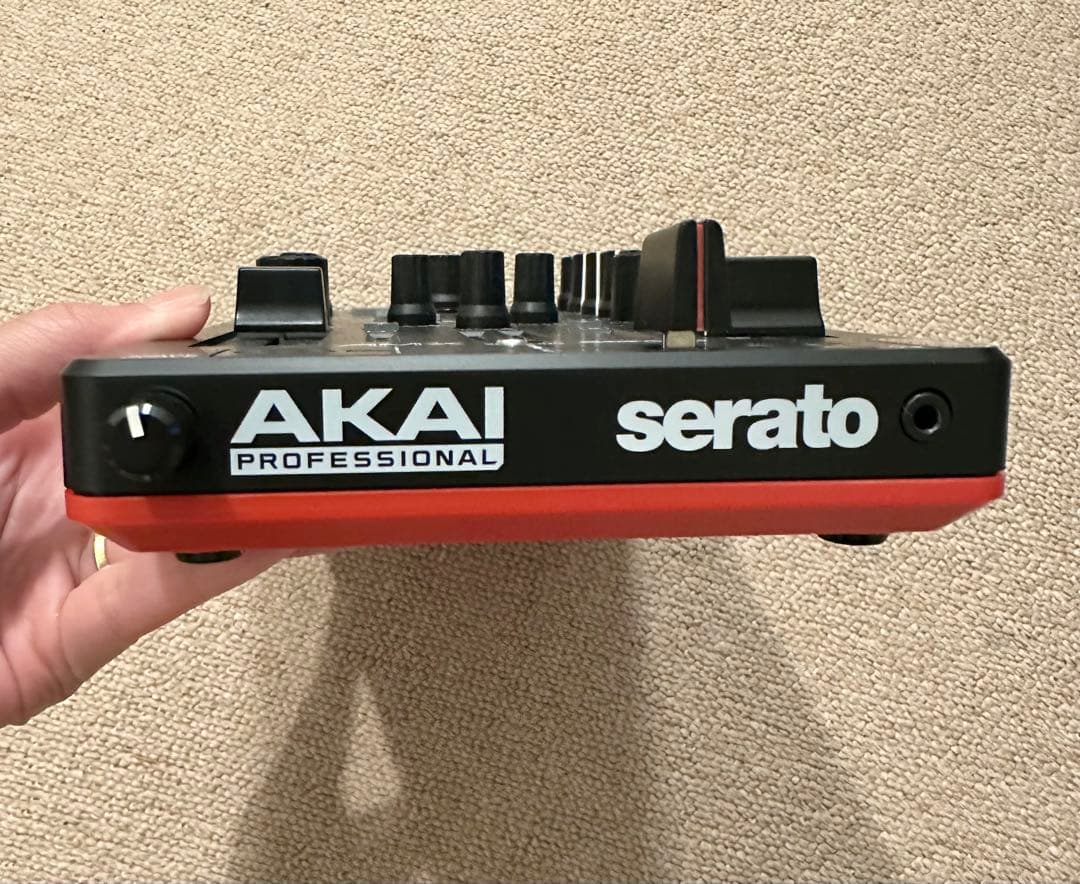 AKAI Professional AMX DJコントローラー Serato