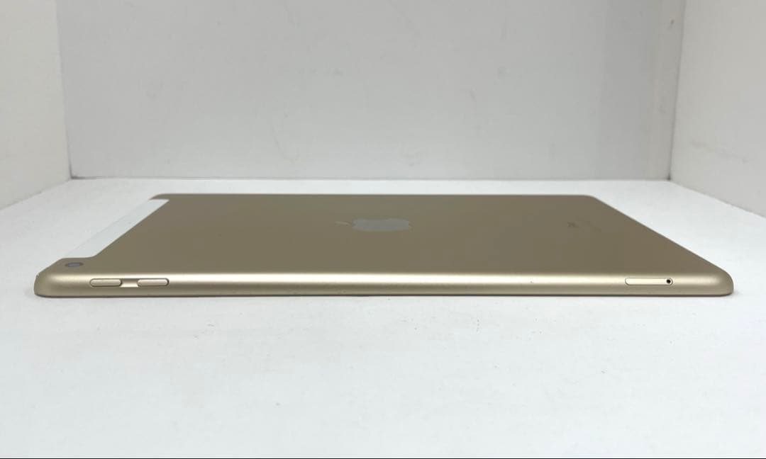 Apple iPad (第5世代) 32GB Wi-Fi+Cell ジャンク品