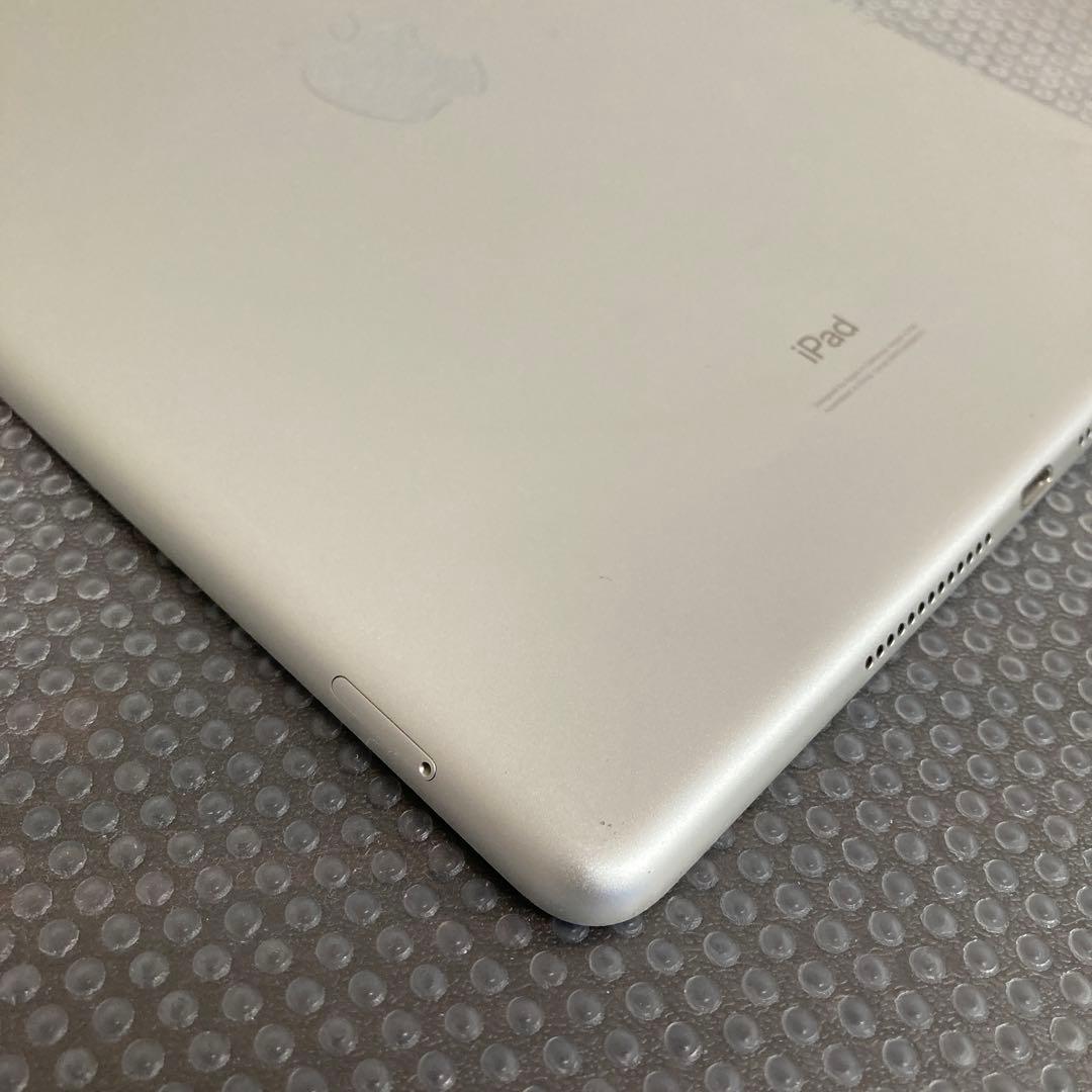 115【早い者勝ち】iPad7 第7世代 32GB SIMフリー☆