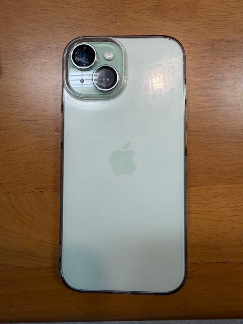 iPhone15 グリーン　256GB