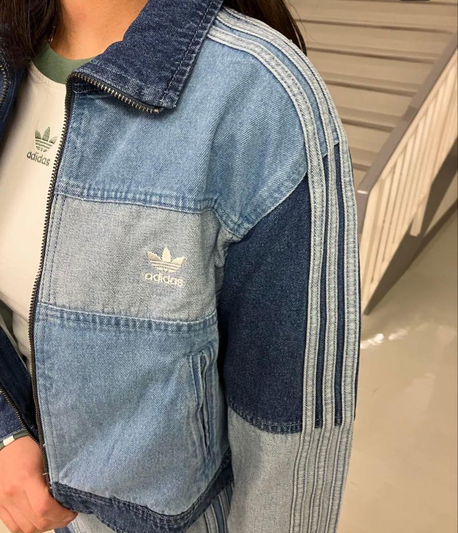 【マキアル】adidas KSENIASCHNAIDER デニムジャケット