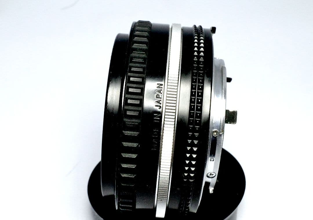 ニコン　Nikon FE + Ai-s Nikkor 50mm/F1.8