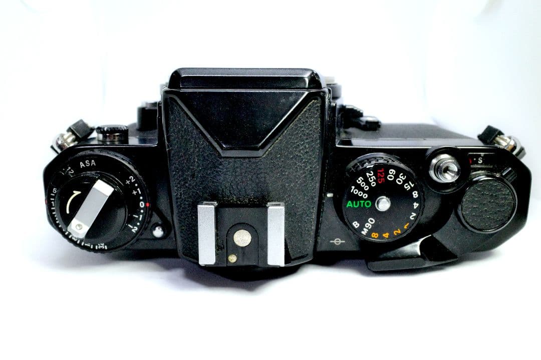 ニコン　Nikon FE + Ai-s Nikkor 50mm/F1.8