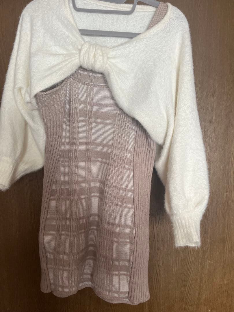 LIP SERVICE リボンフェザーアンサンブル