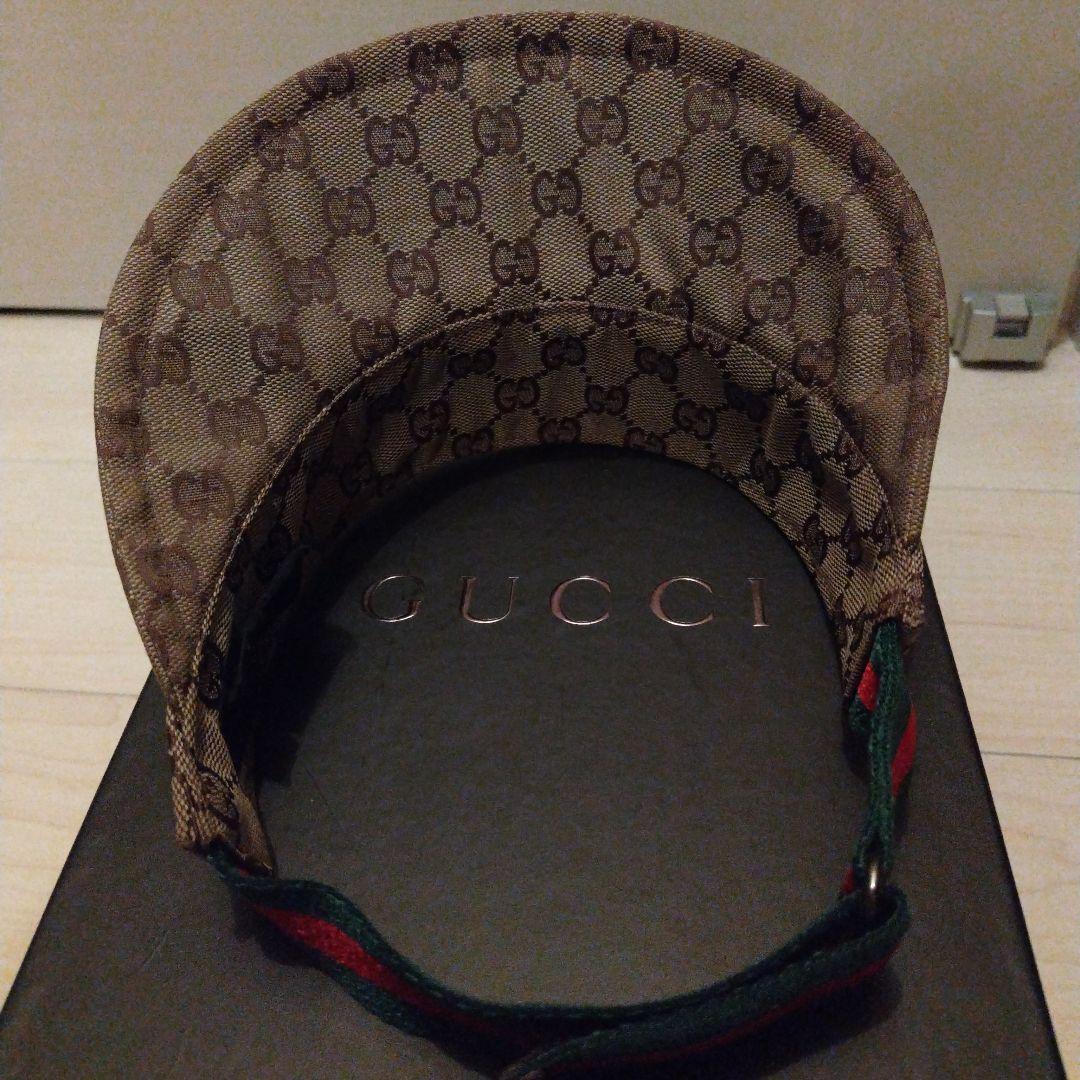 グッチ　サンバイザー