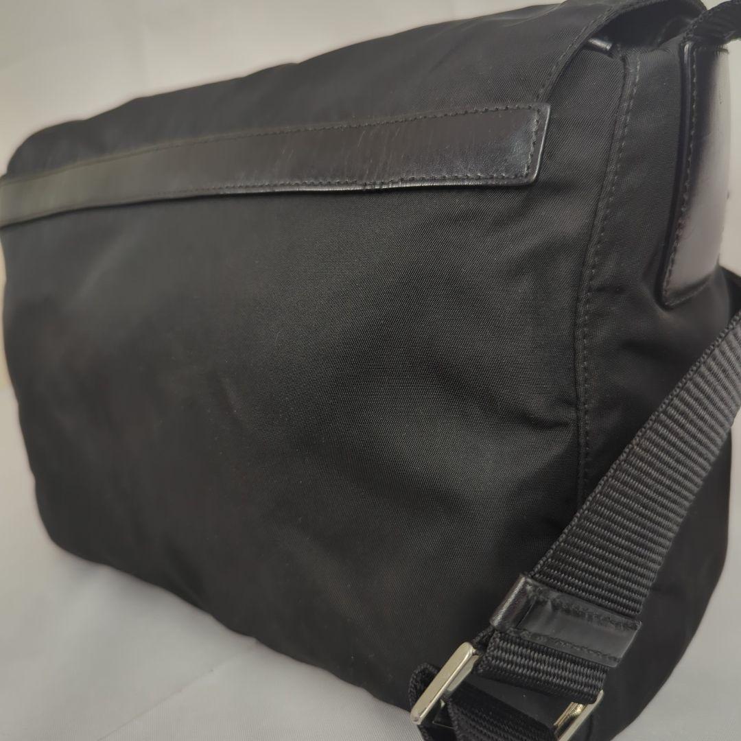 PRADA プラダ ナイロン ショルダー メッセンジャーバッグ プレート ロゴ