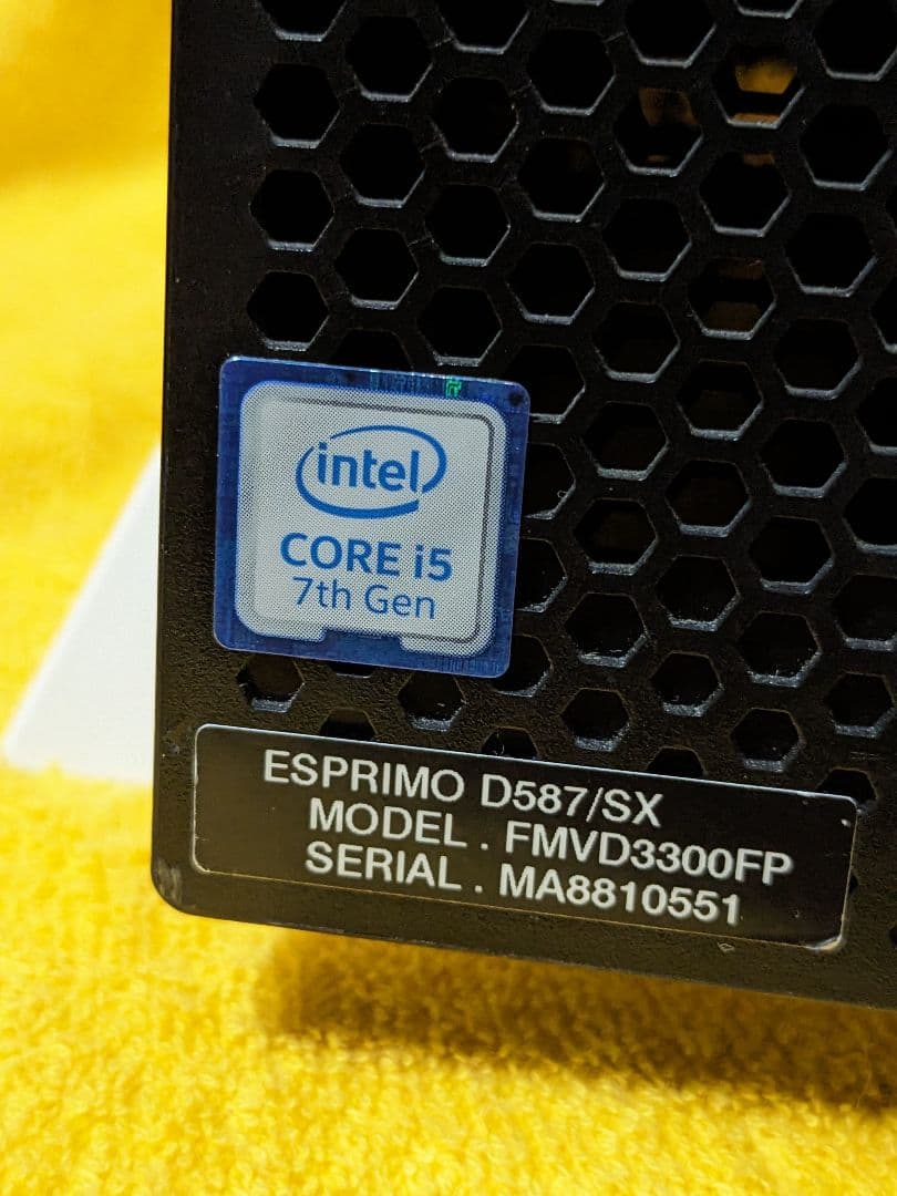 富士通.ESPRIMO.D587/SX.Windows10。