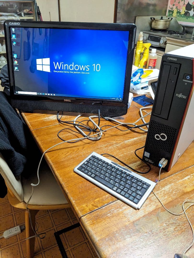 富士通.ESPRIMO.D587/SX.Windows10。