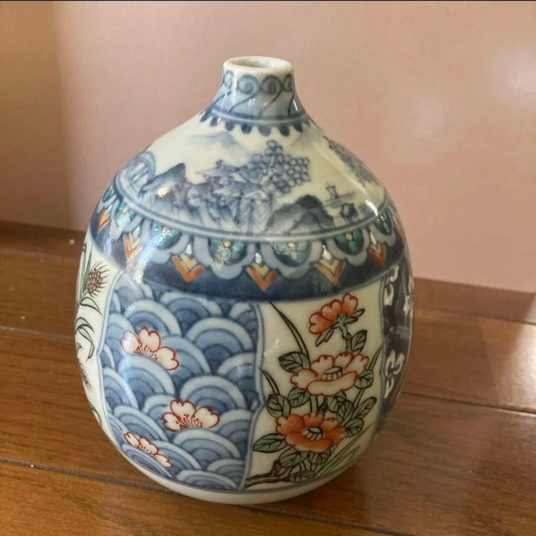 走波　有田焼　壺　花瓶　一輪挿し