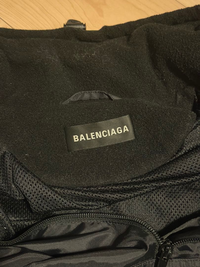 BALENCIAGA バレンシアガ ナイロンジャケット ブラック 44