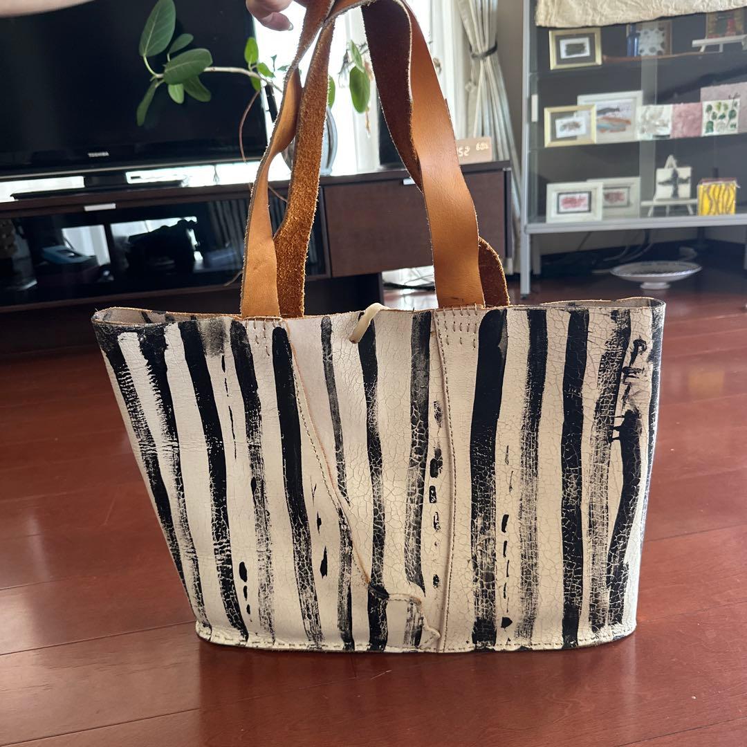 木村ペケさん　白黒ストライプ レザーバッグ１点もの