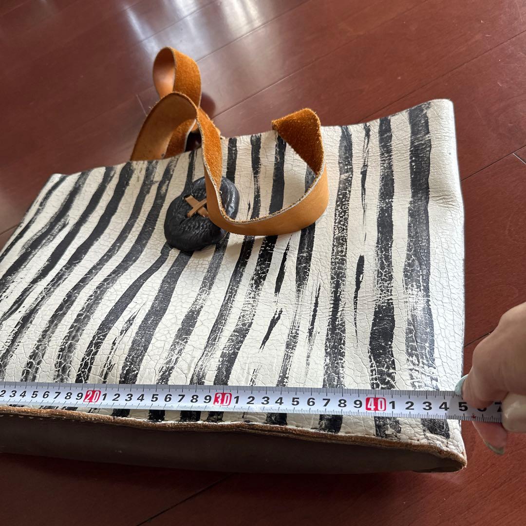 木村ペケさん　白黒ストライプ レザーバッグ１点もの