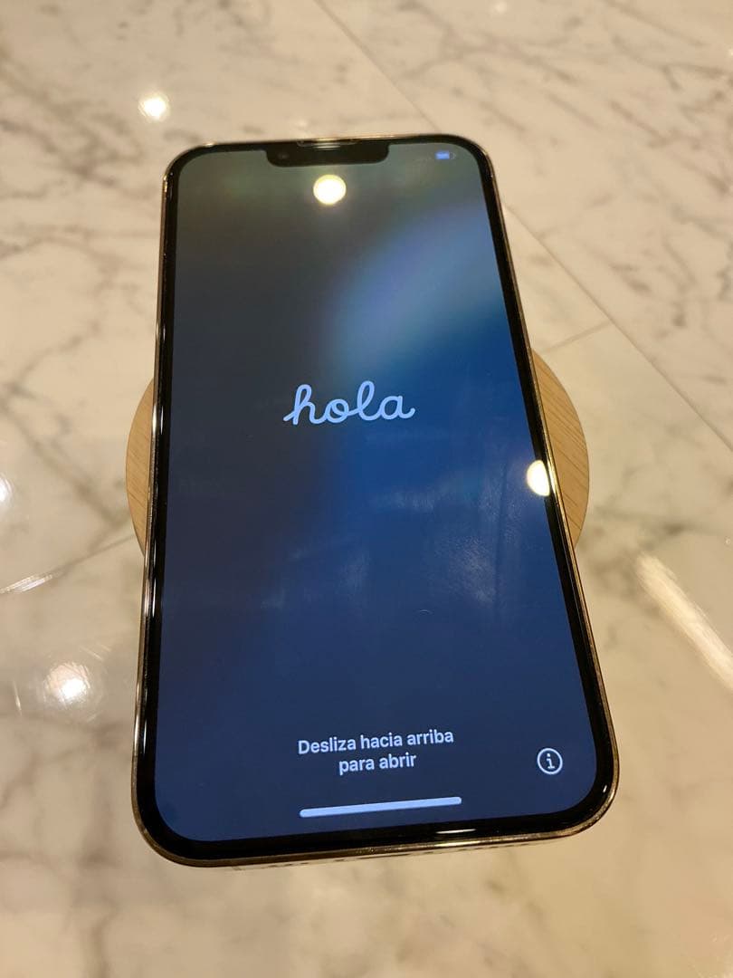 極美品　Apple iPhone 13 Pro 256GB symフリー