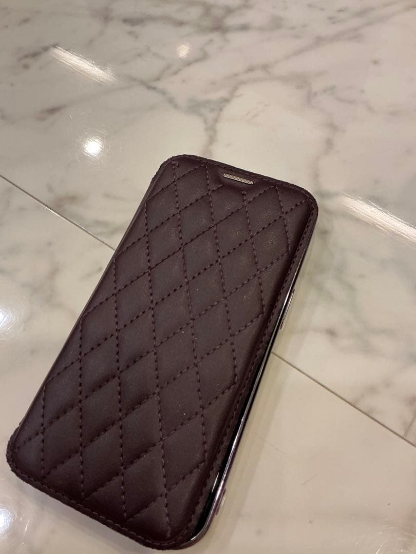 極美品　Apple iPhone 13 Pro 256GB symフリー