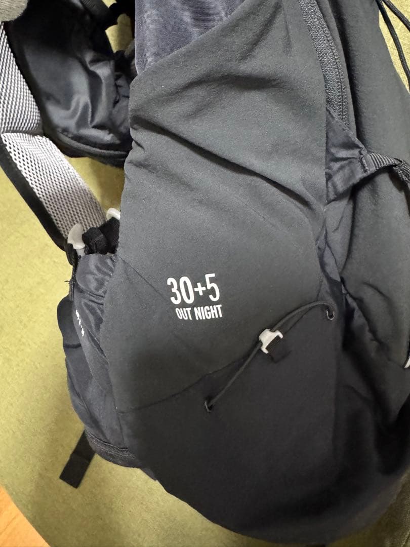 salomon サロモン / OUT NIGHT 30+5