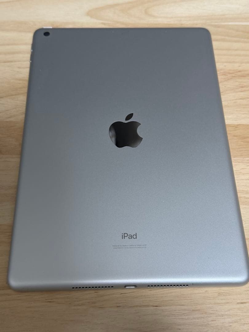 美品 iPad 第7世代 128GB 付属完備 Apple純正再整備品 WiFi