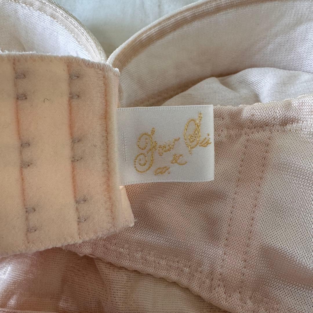 FOUR SIS ＆ CO. フォーシス アンド カンパニー　ブライダル