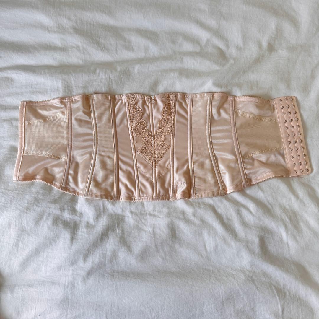 FOUR SIS ＆ CO. フォーシス アンド カンパニー　ブライダル