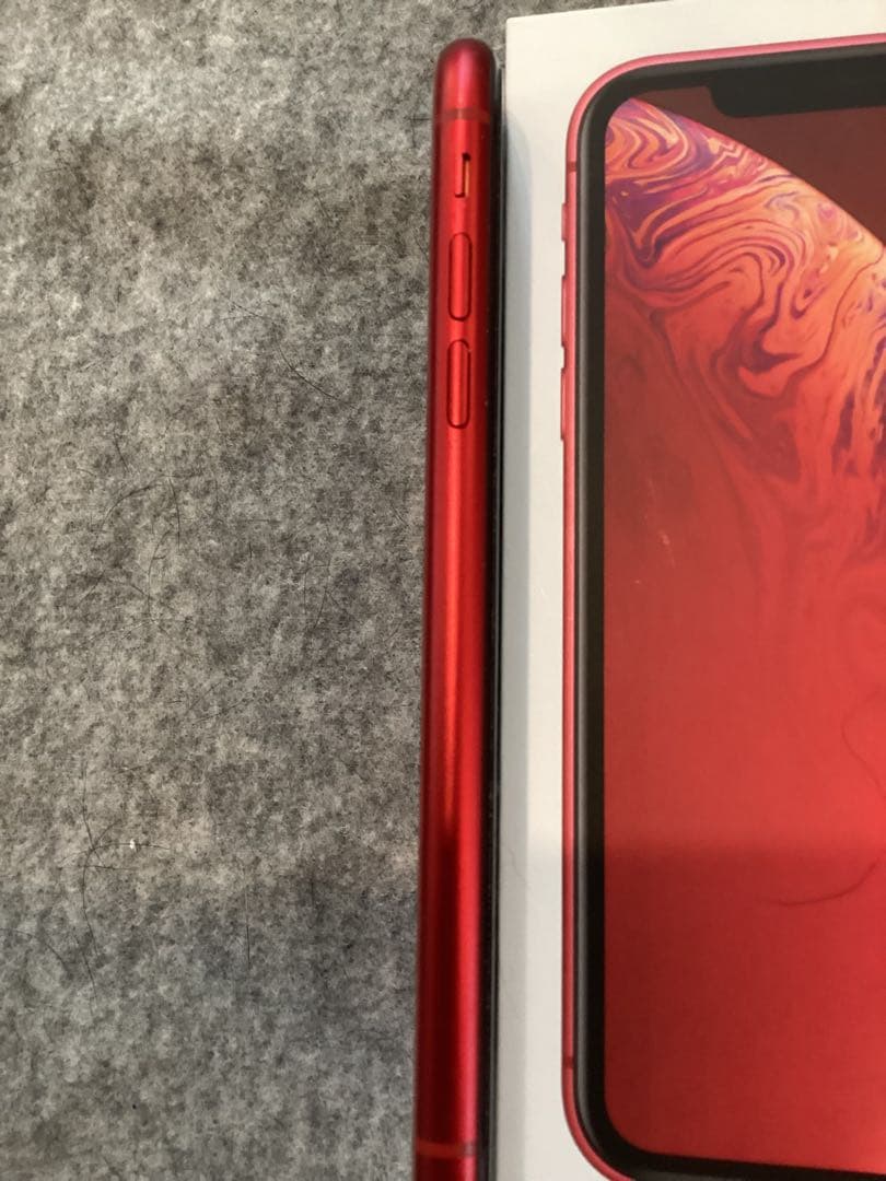 iPhone XR本体 128GB レッド