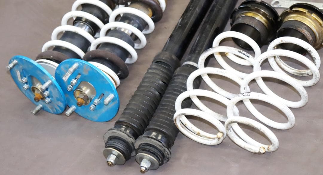 コルト Ｚ２１Ａ　Ｚ２３Ａ　Ｚ２５Ａ　Ｚ２７ＡコルトラリーアートZ27AG車高調