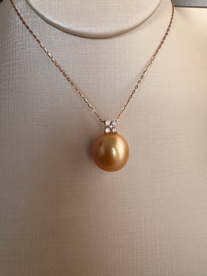 新品　18K ゴールド　天然南洋白蝶ゴールデンパールペンダント