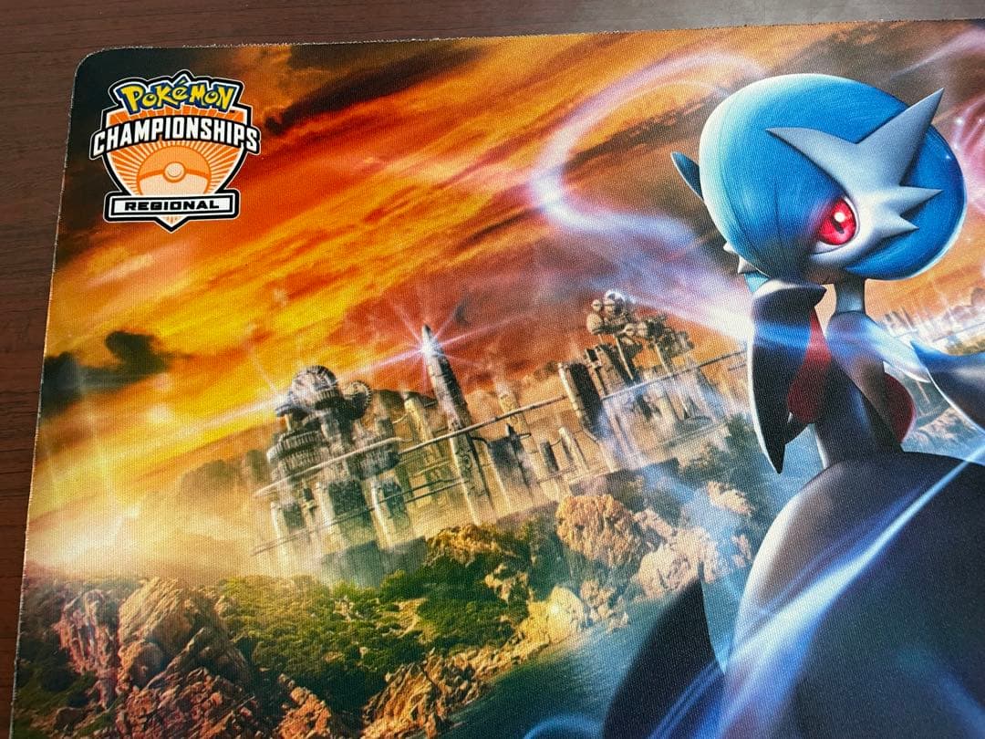 メガサーナイト　色違い　プレイマット　海外　2016