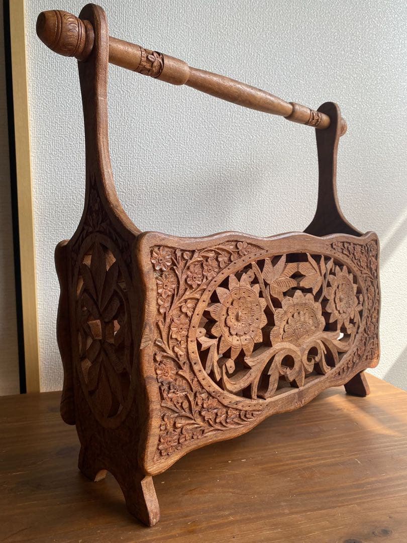 インド　アンティーク　木彫り　マガジンラック　天然木