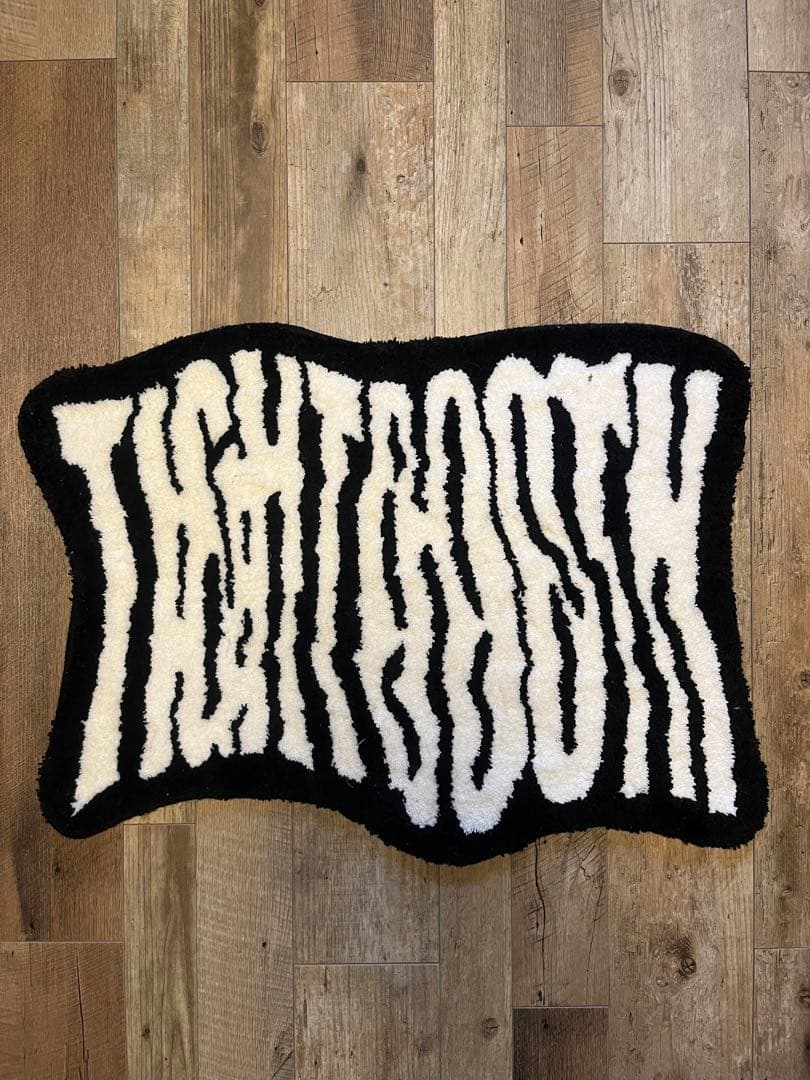 TIGHTBOOTH ラグマット