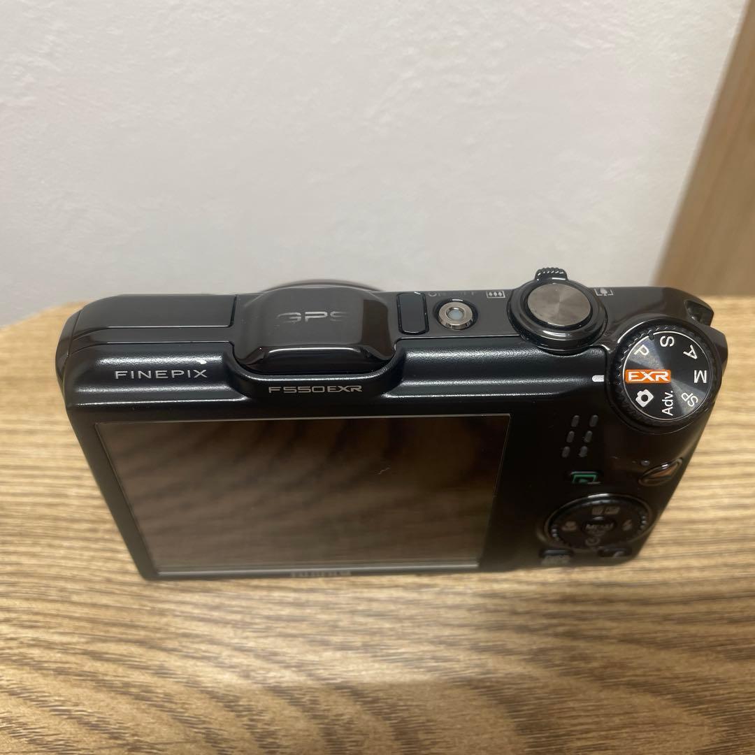FUJIFILM FINEPIX F550 EXR デジタルカメラ