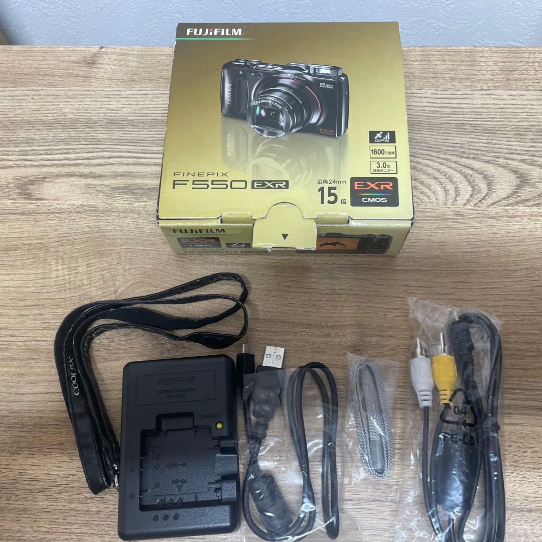 FUJIFILM FINEPIX F550 EXR デジタルカメラ