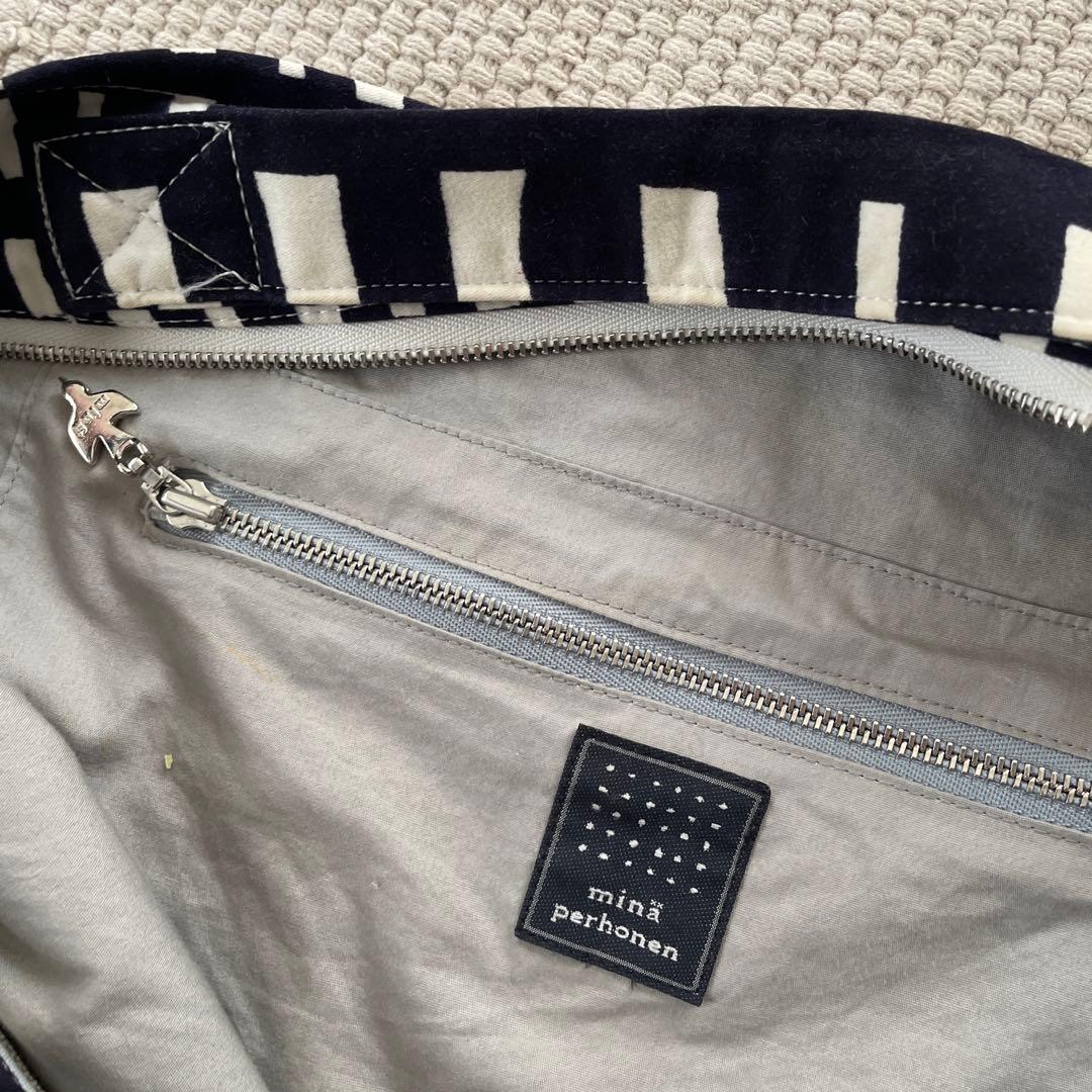 ミナペルホネン　ショルダーバッグ