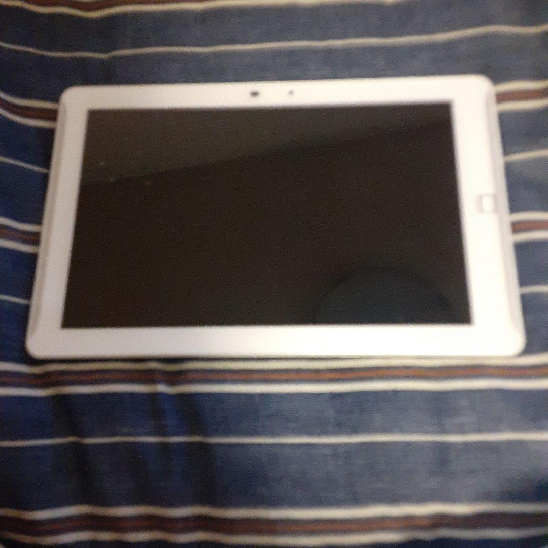 富士通 Docomo ARROWS Tab F-02F 白 タブレット