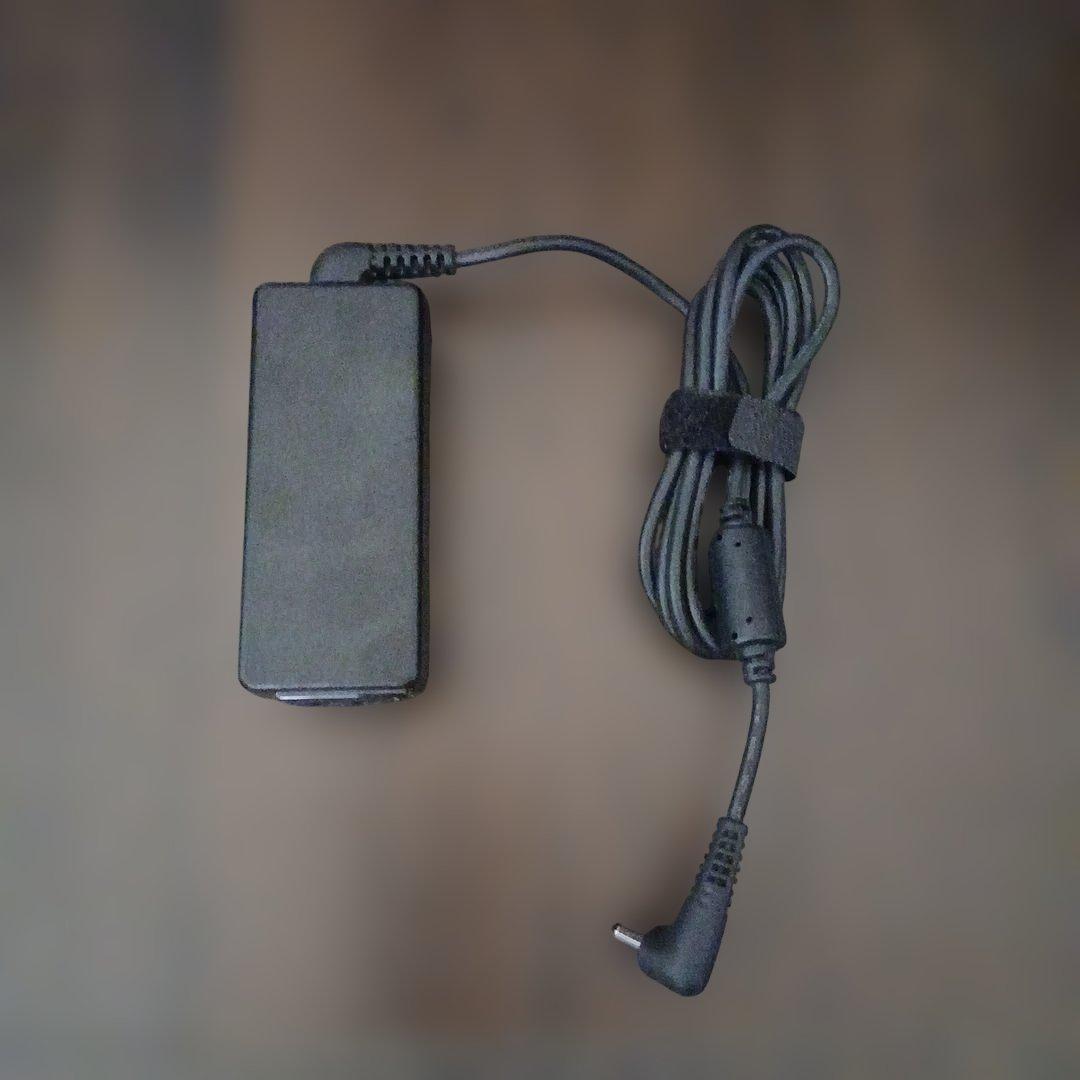 富士通 Docomo ARROWS Tab F-02F 白 タブレット