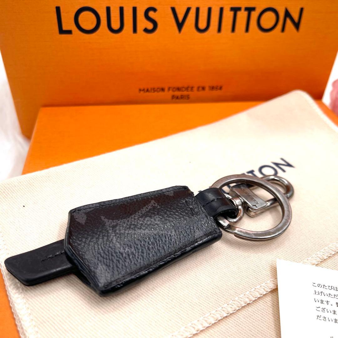 ルイヴィトン キーホルダー キーリング クロッシュ クレ　エクリプス 900